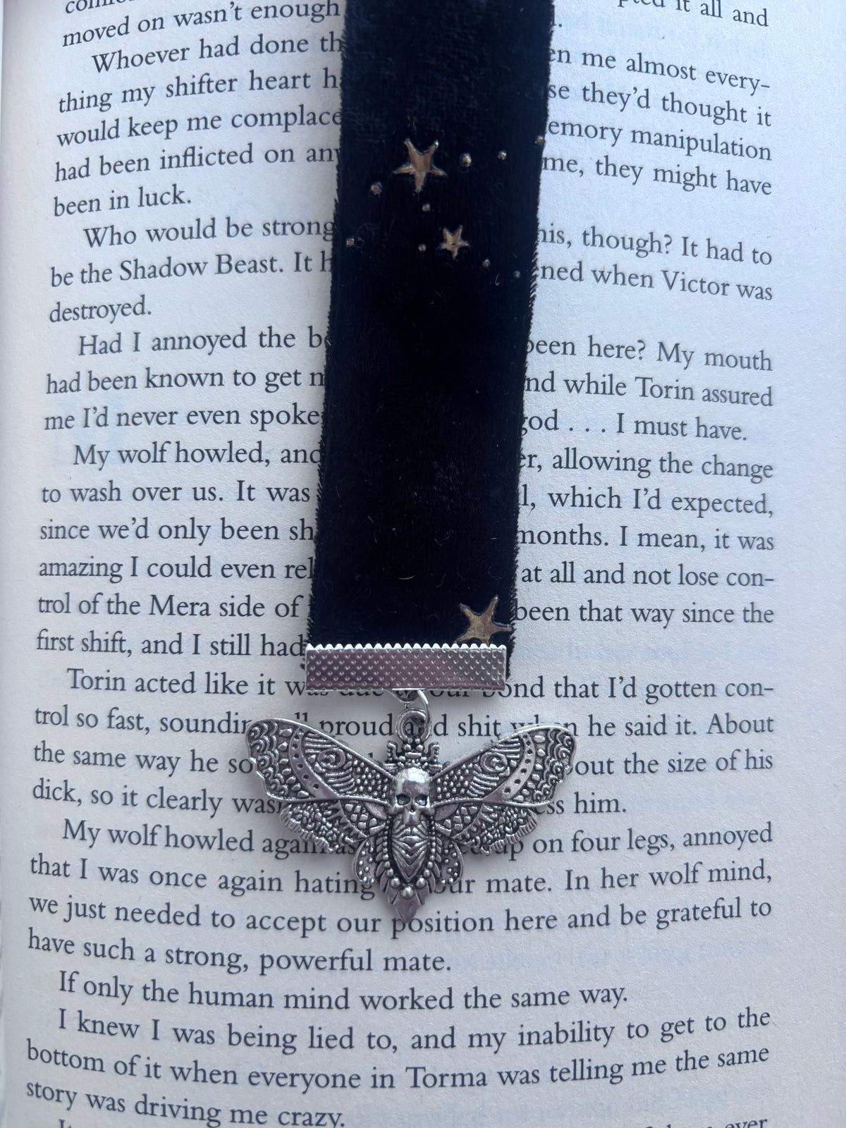 Velvet Charm Bookmark – Gothic & Fantasy Bookmarks